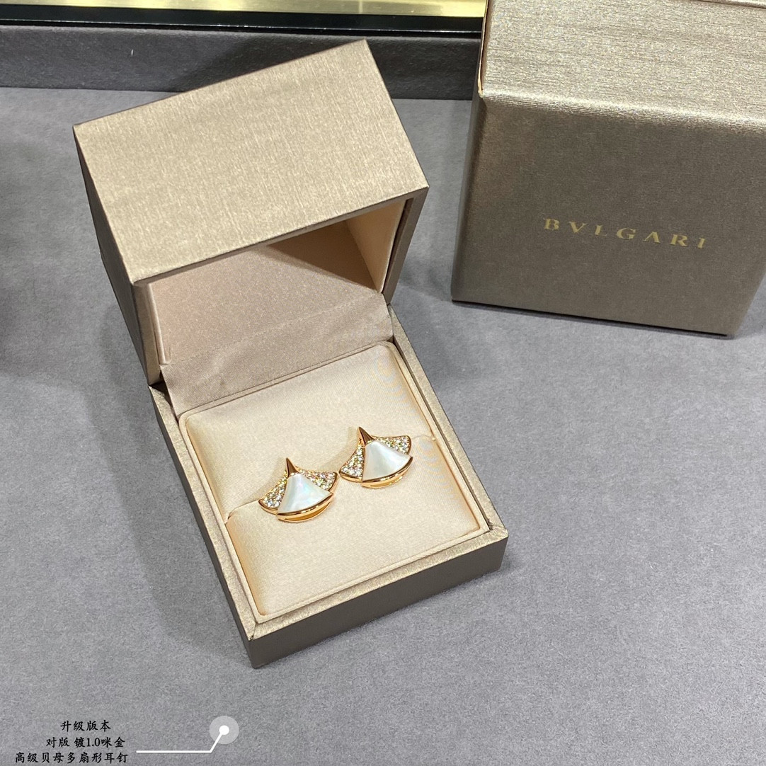 B*l*ai multi-fan skirt fan shape earrings