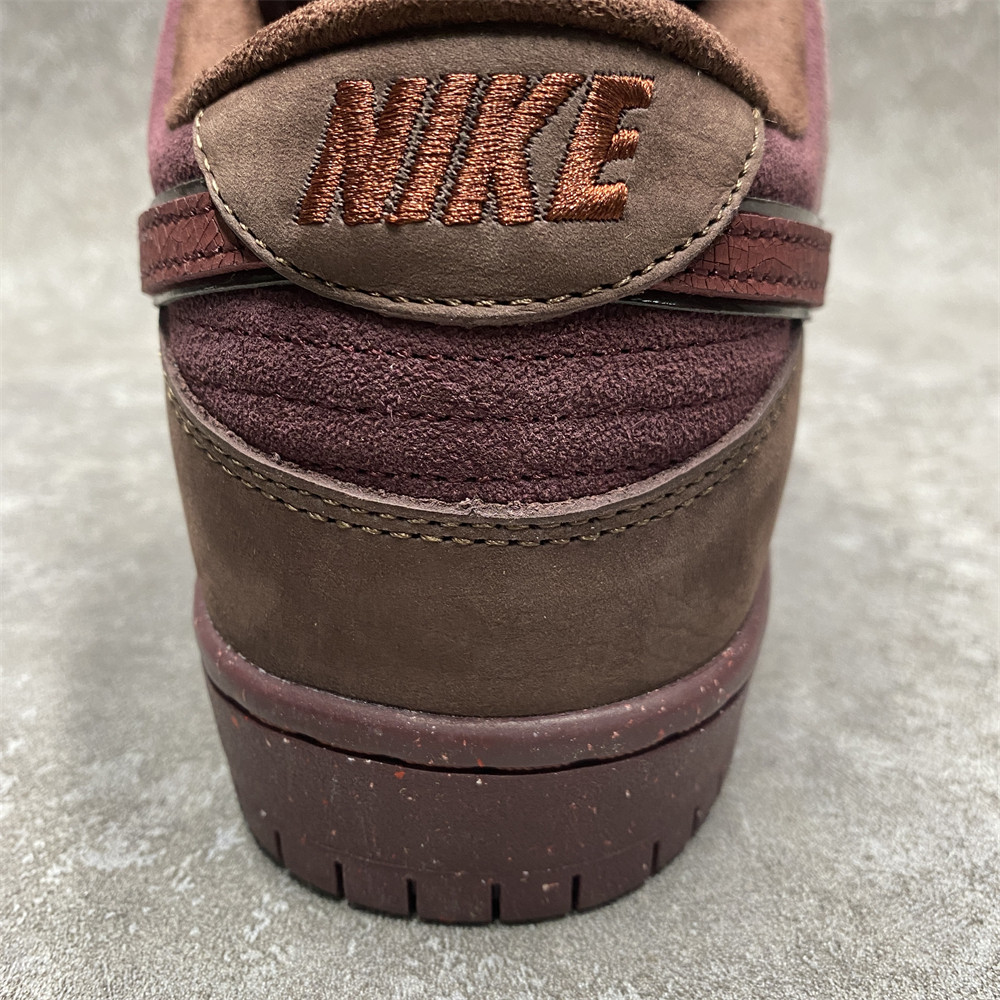 NIKE DUNK LOW PREMIUM SB 