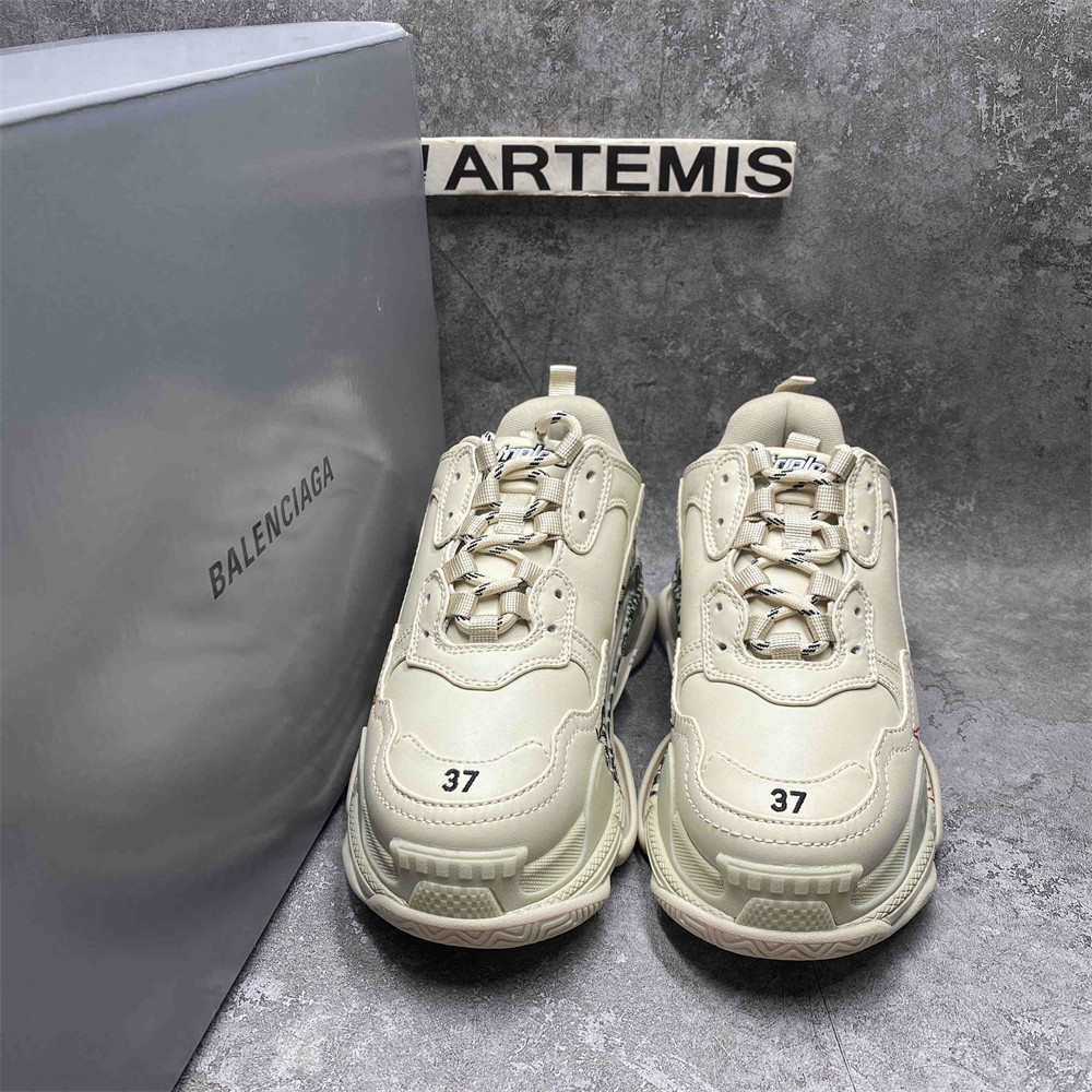 ua Ba*len*cia*ga triple sdiy metal white red