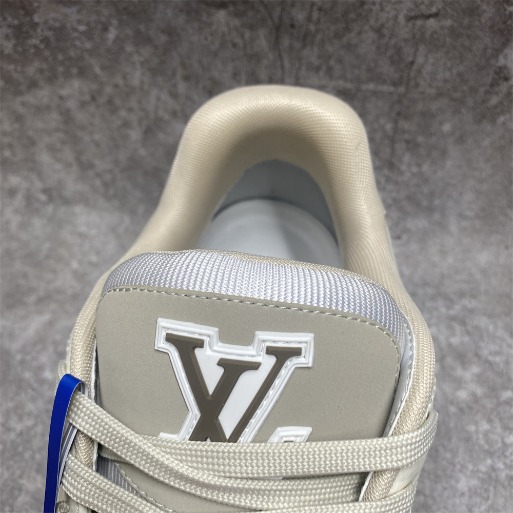 UA LV Trainer Sneaker