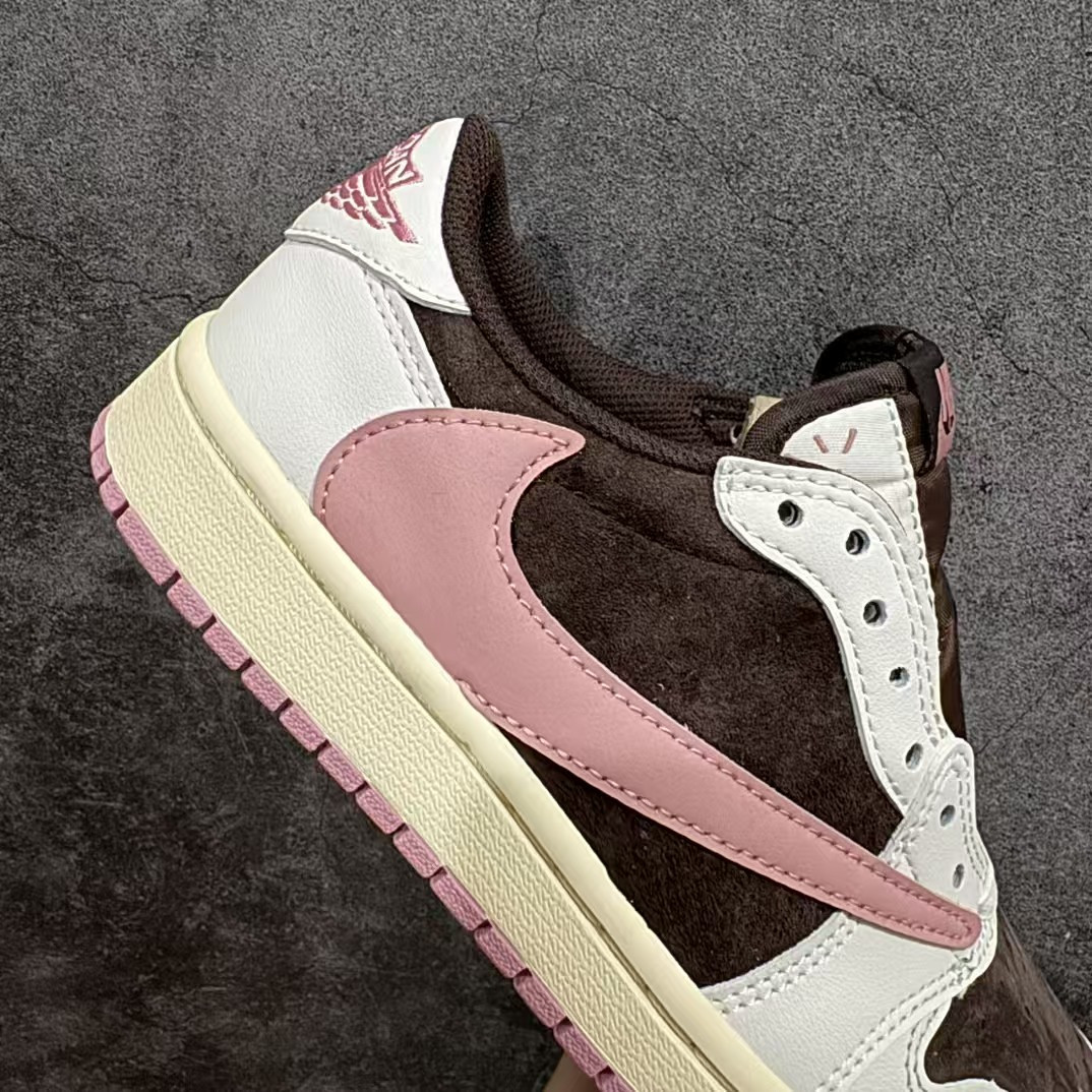 UA NIKE TRAVIS SCOTT X AIR JORDAN 1 LOW
