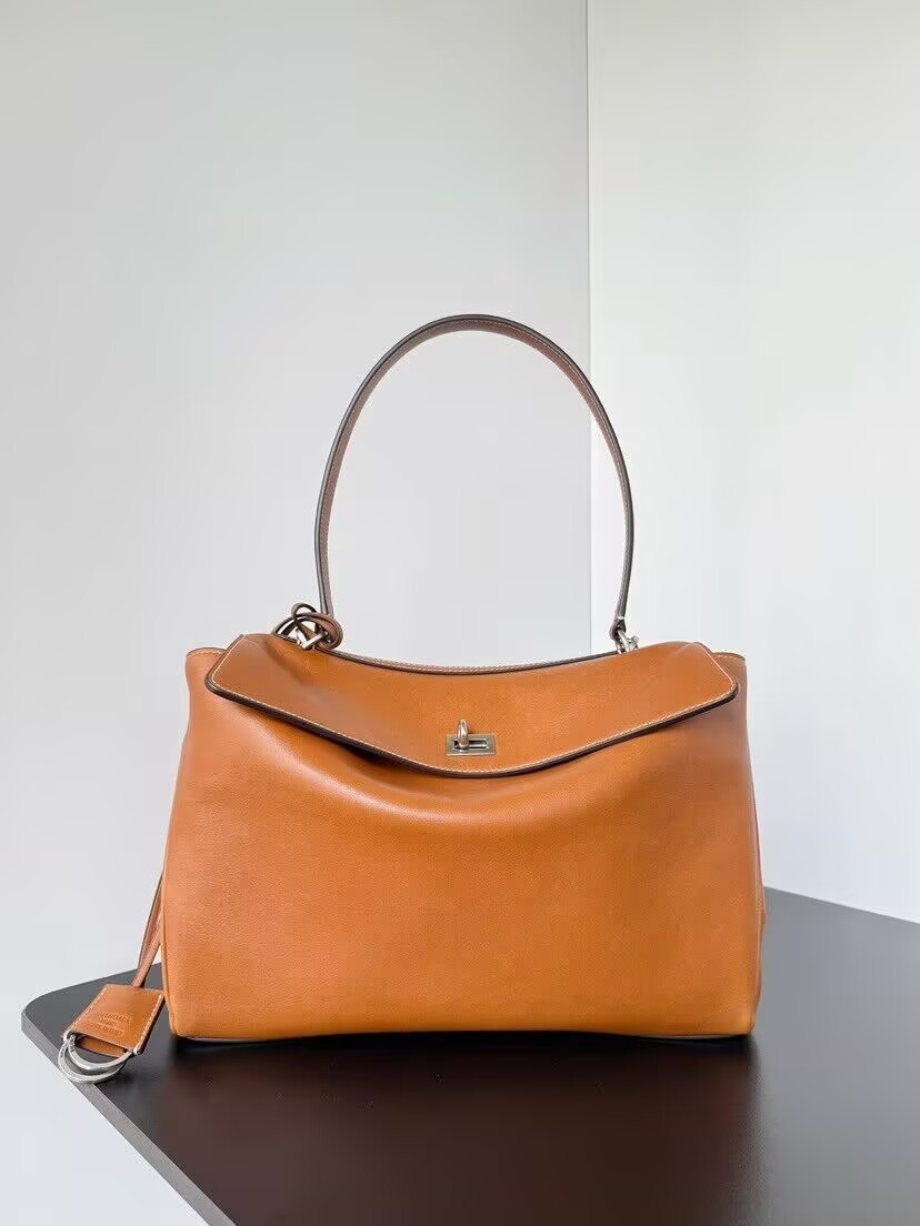 Ba*len*cia*ga rodeo medium 35x23.3x10.9cm