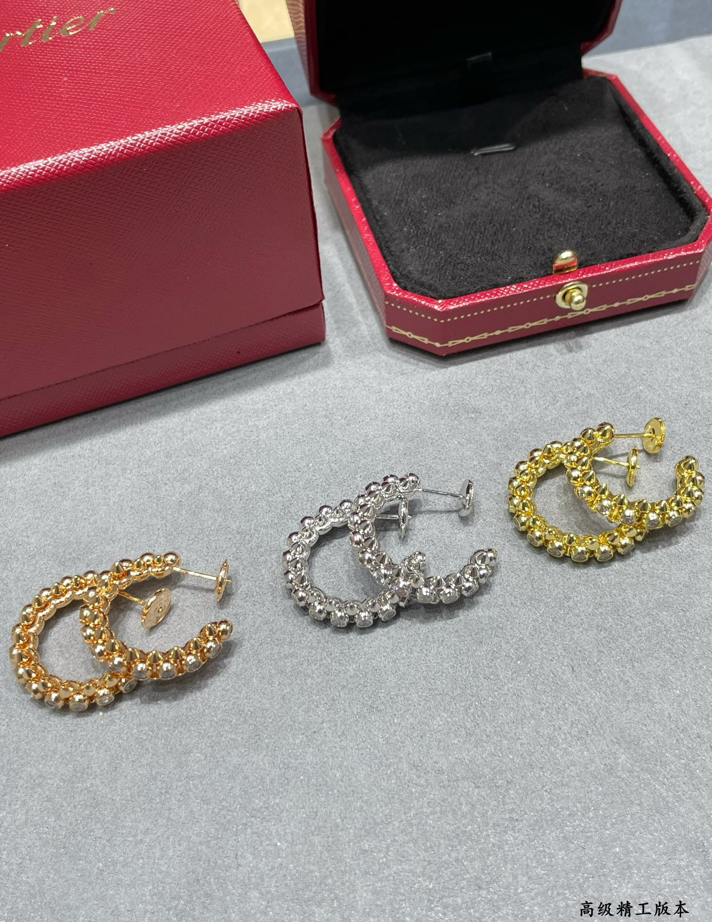 ca*t*er Di*m*nd bullet earrings