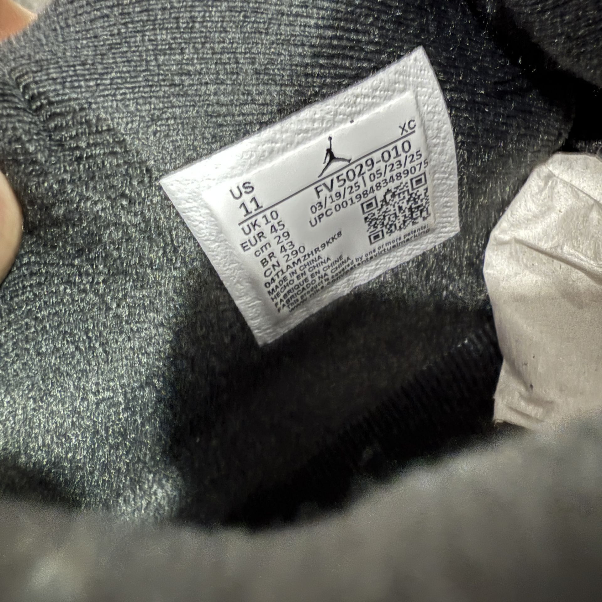 UA Air Jordan 4 Retro Black Cat 2025