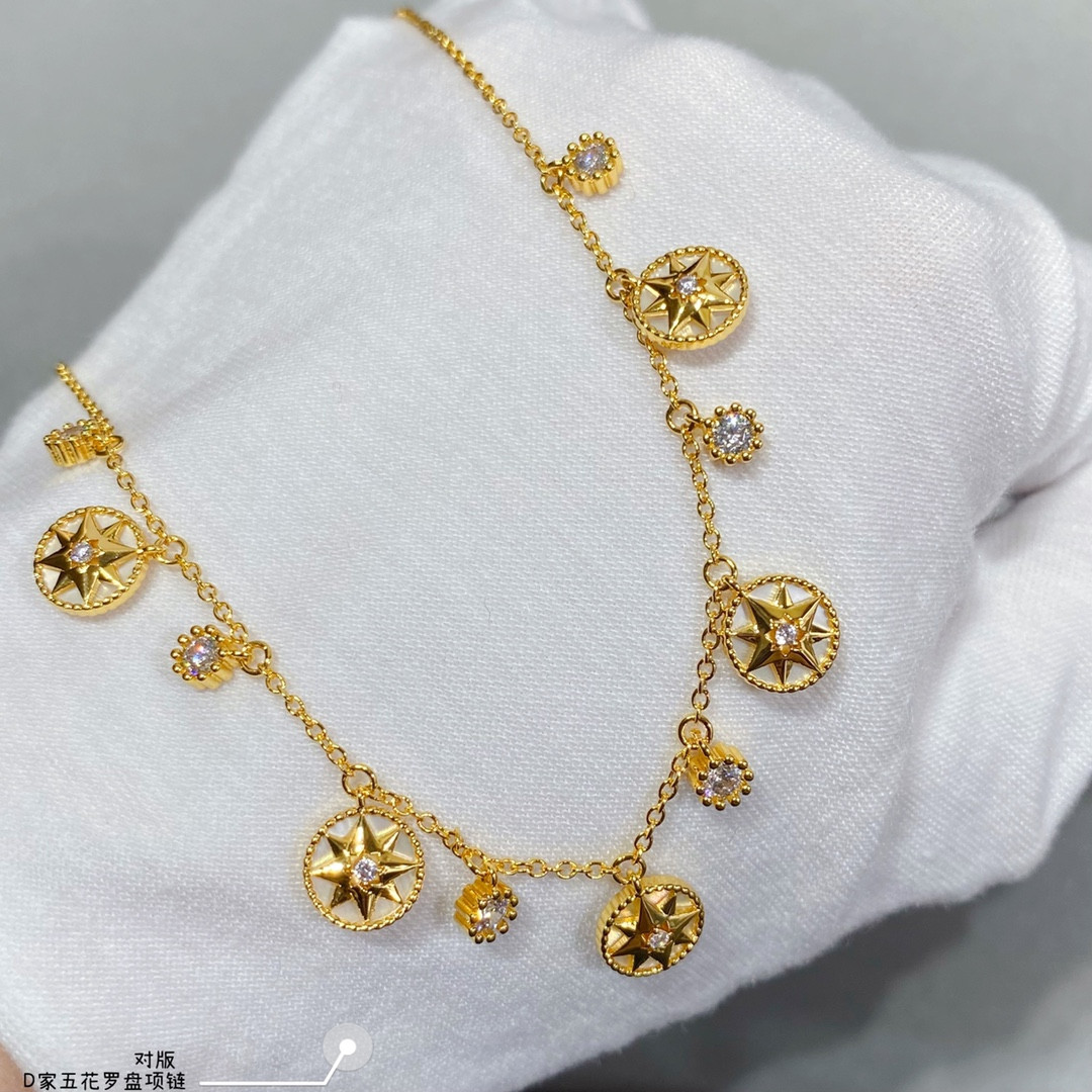 D*or compass necklace