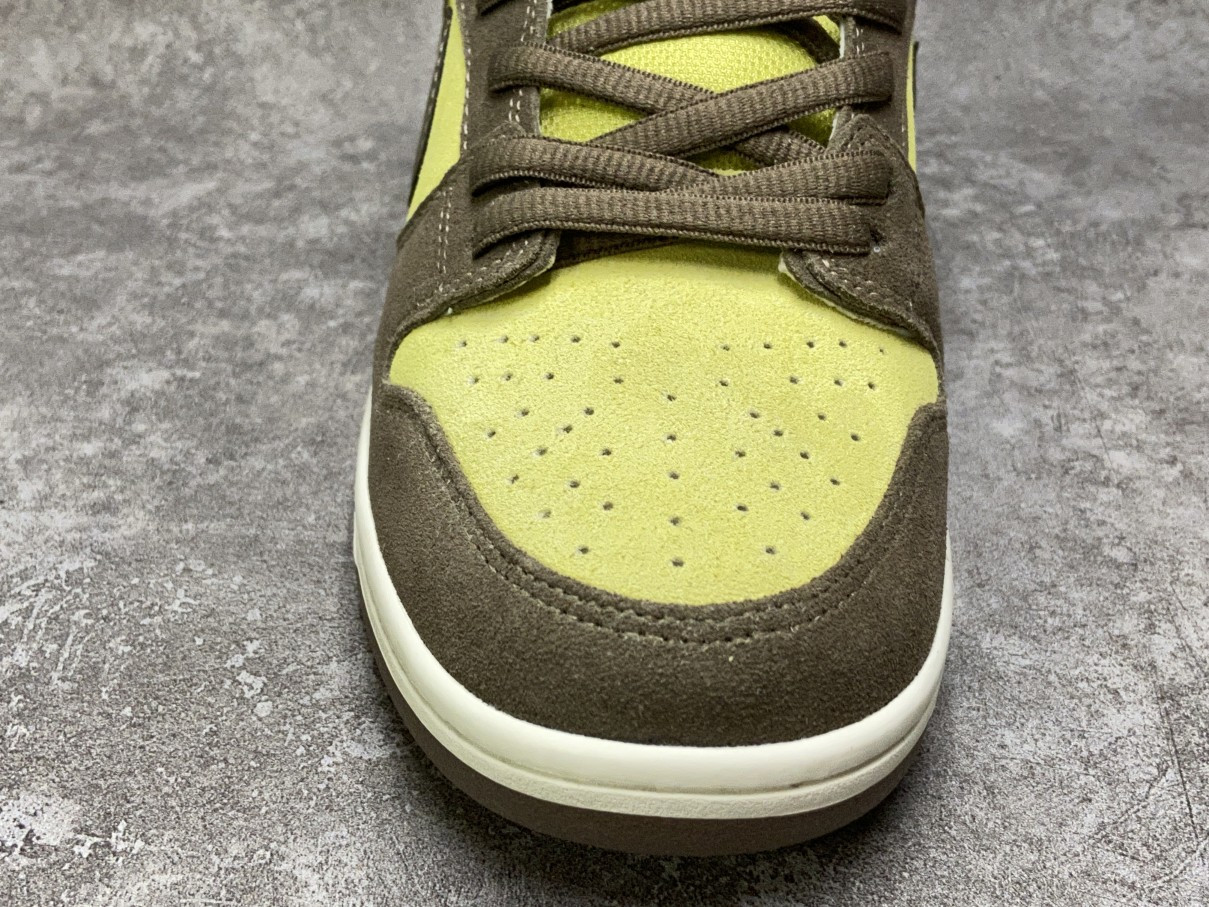 Nike Dunk Low Fluorescent Yellow