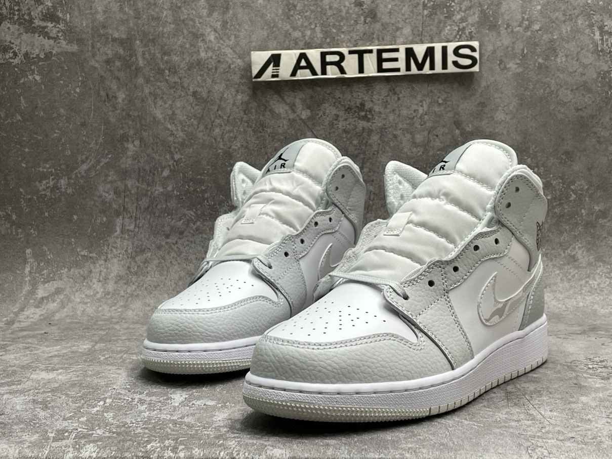 Air Jordan 1 Mid SE GS 