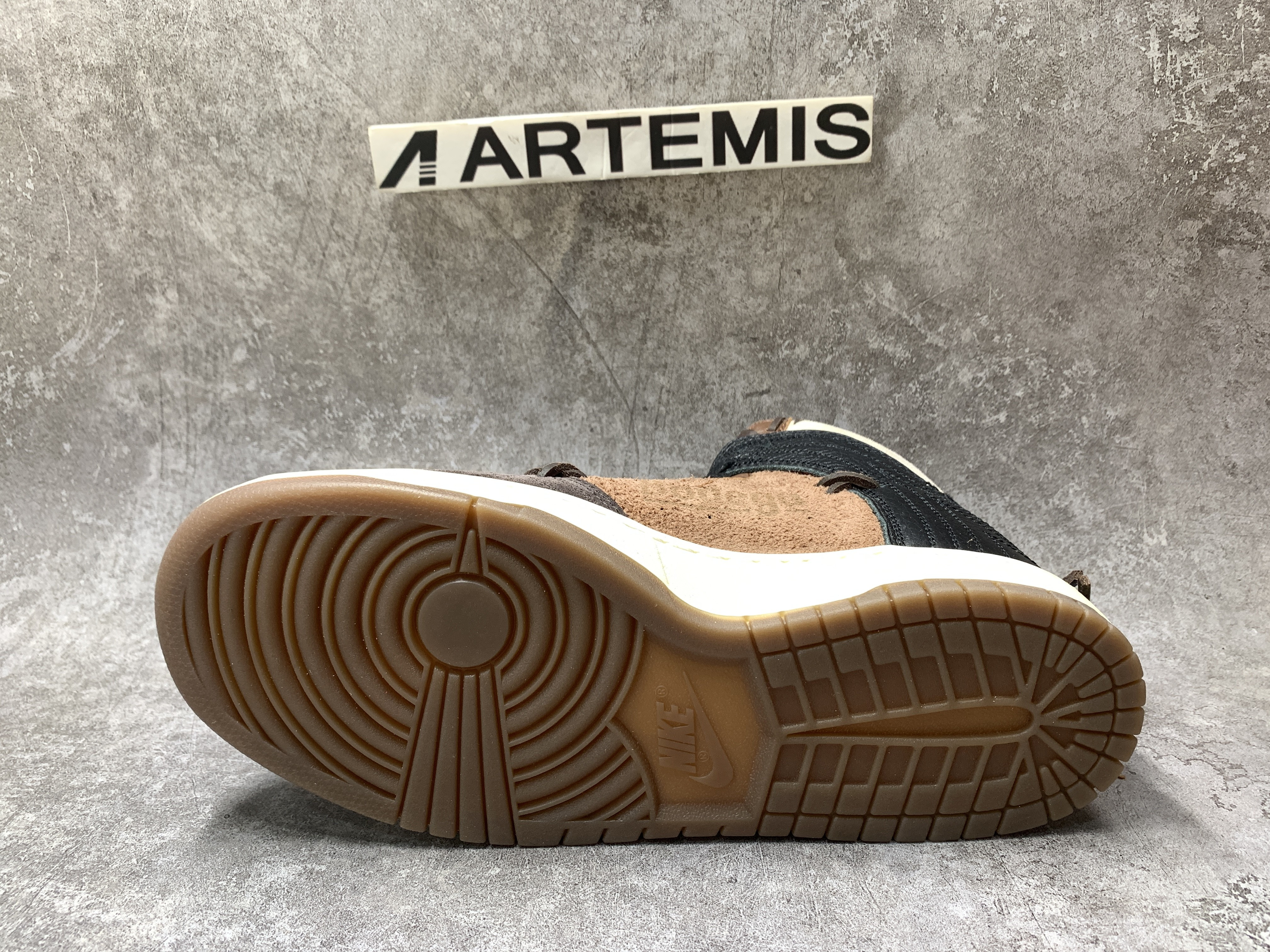 Nike Dunk High Bodega Legend Fauna Brown