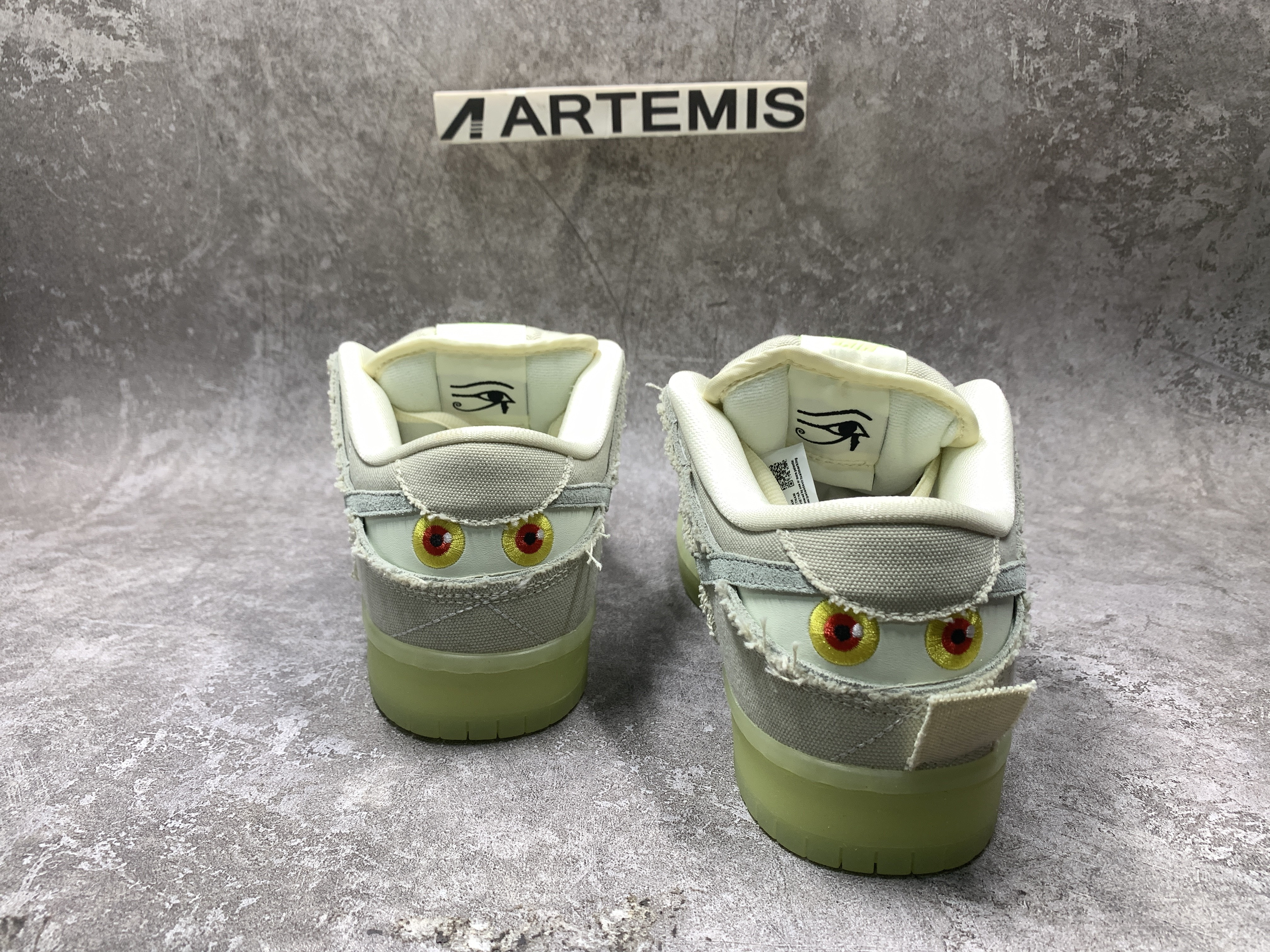 Nike SB Dunk Low Mummy