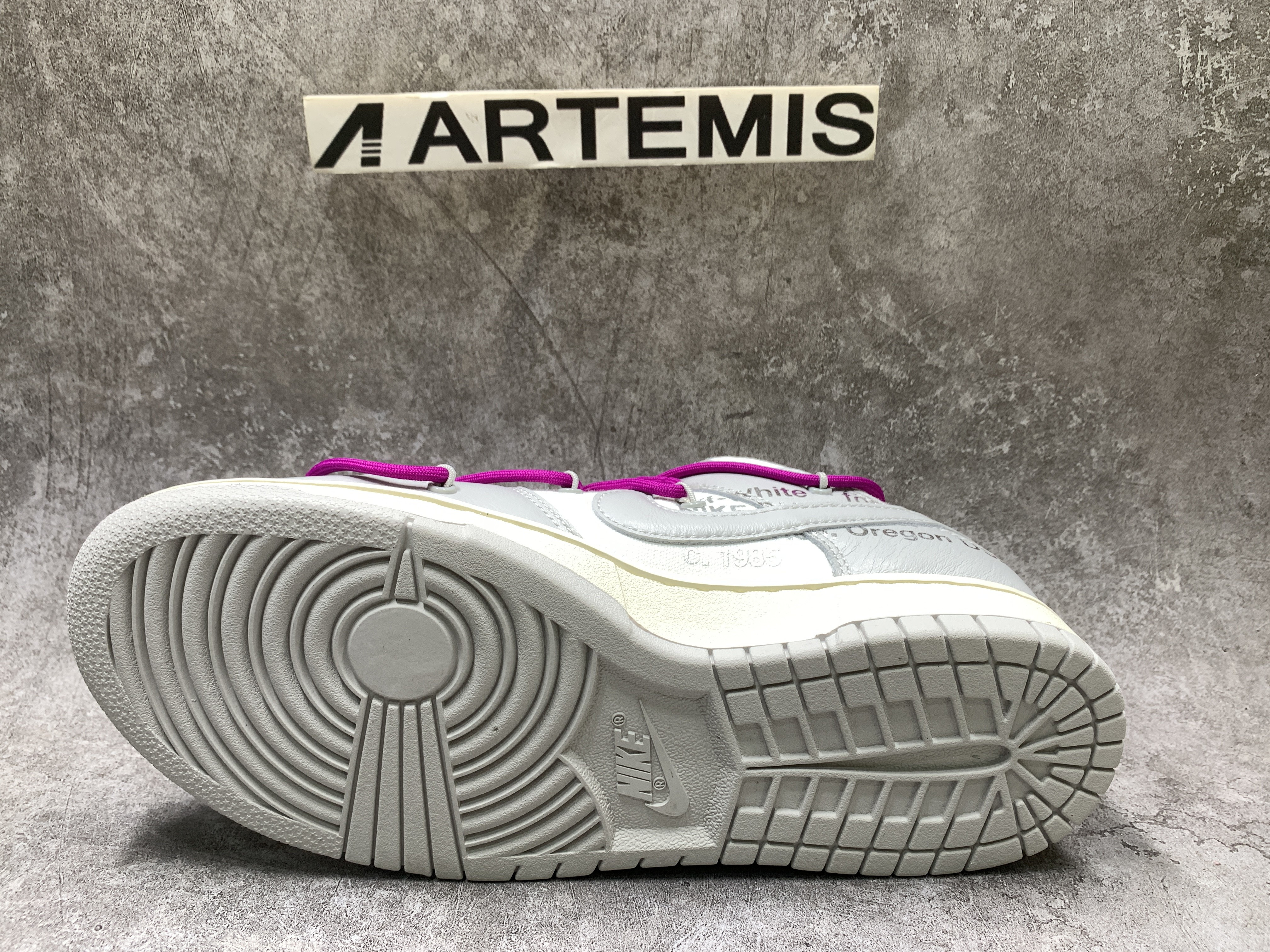 Off-White x Dunk Low