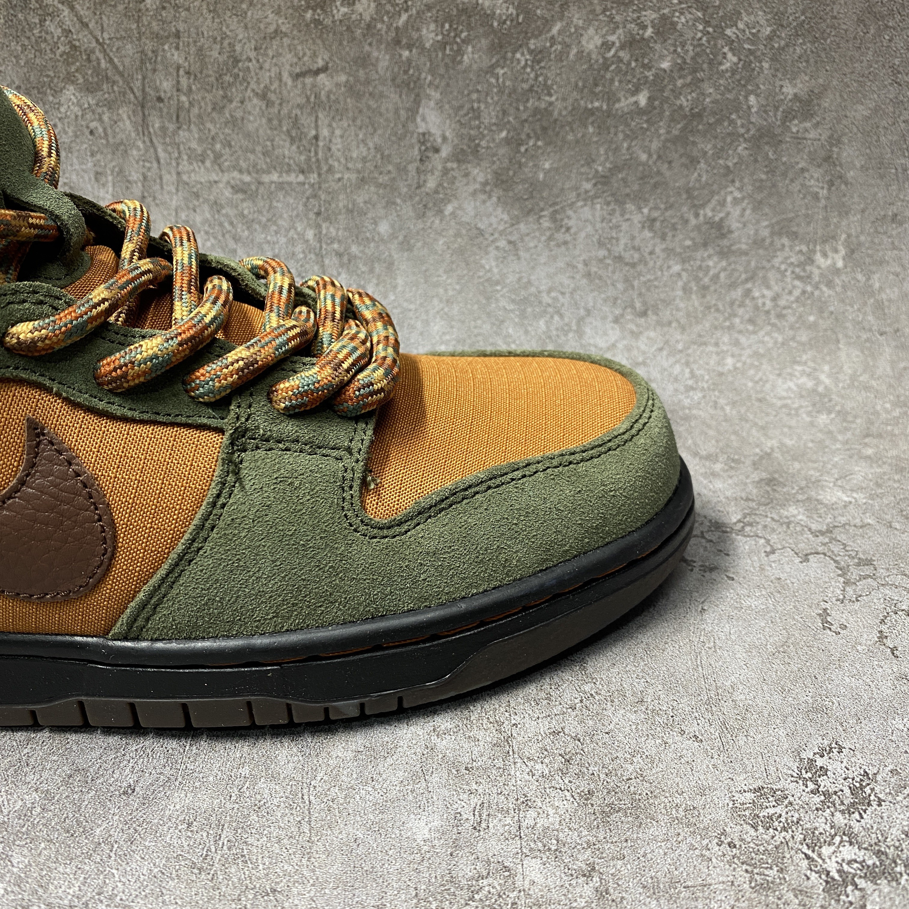 Pass-Port X Nike SB Dunk High Emerald Green Orange