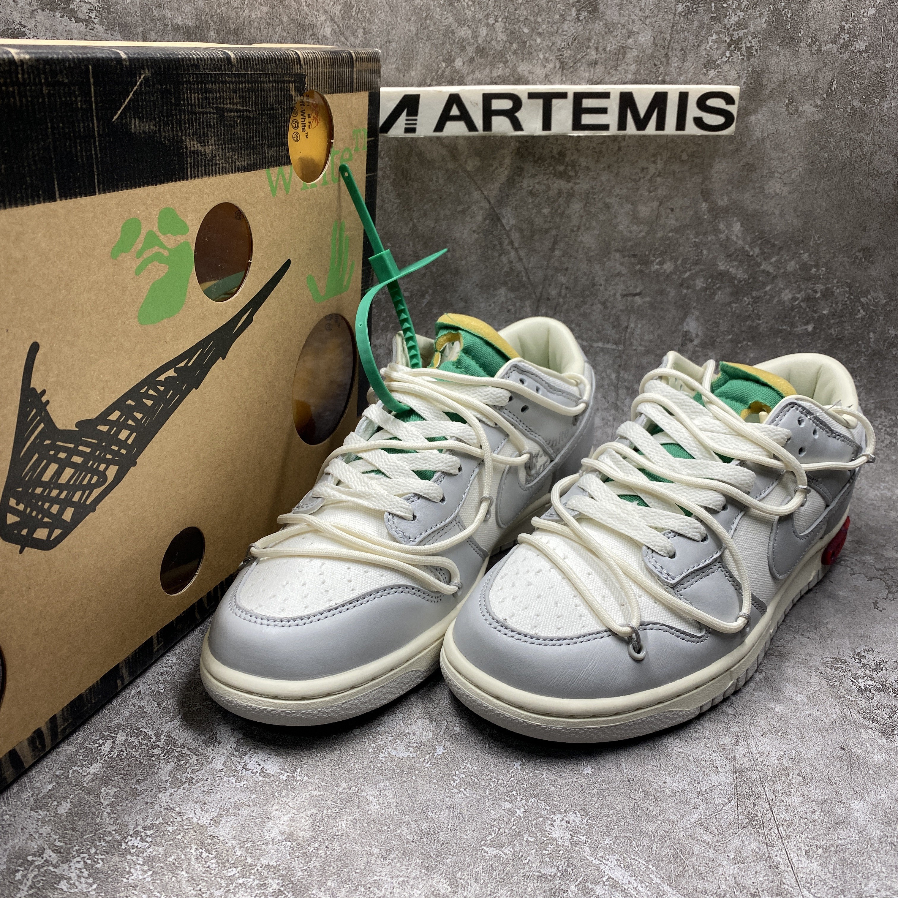 Nike Dunk Low Off-White Lot 25