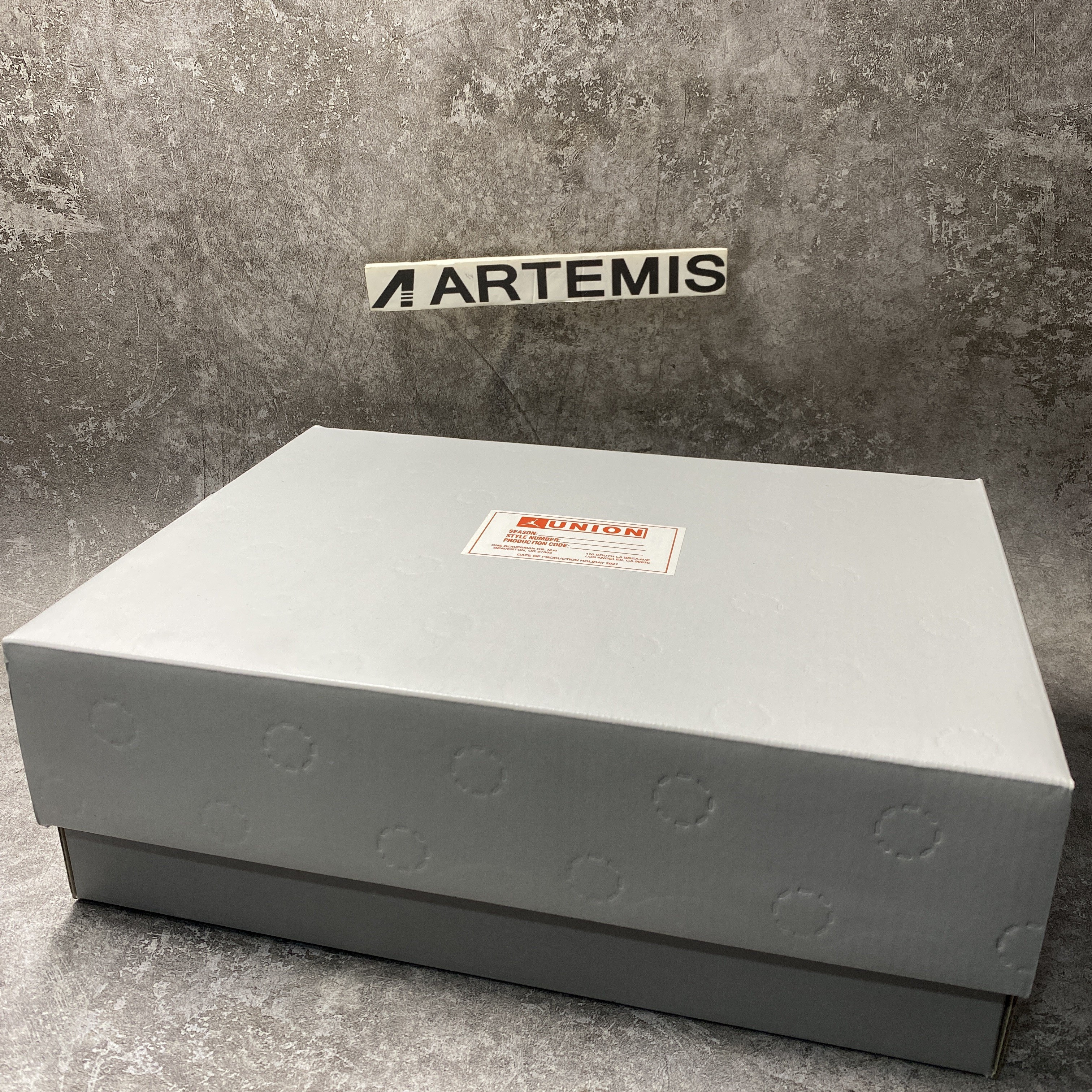 Air Jordan 2 Retro Union Grey Fog