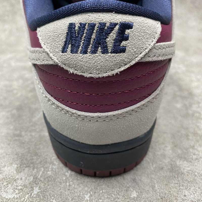 Nike SB Dunk Low Atmosphere Grey True Berry
