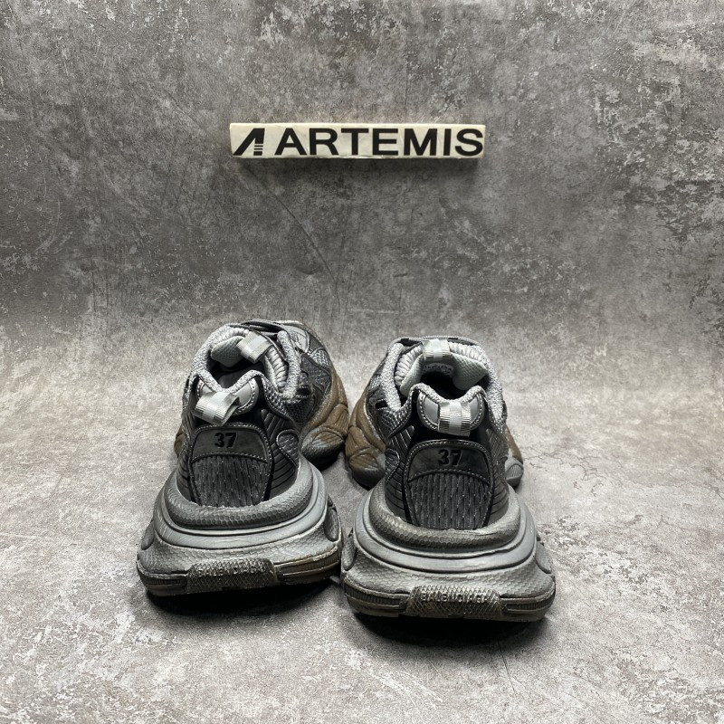 Balenciga 3xl Sneakers in Grey