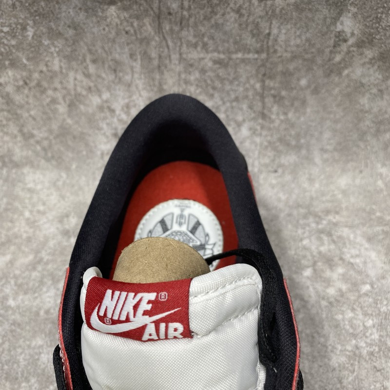 Air Jordan 1 Retro Low OG Trophy Room