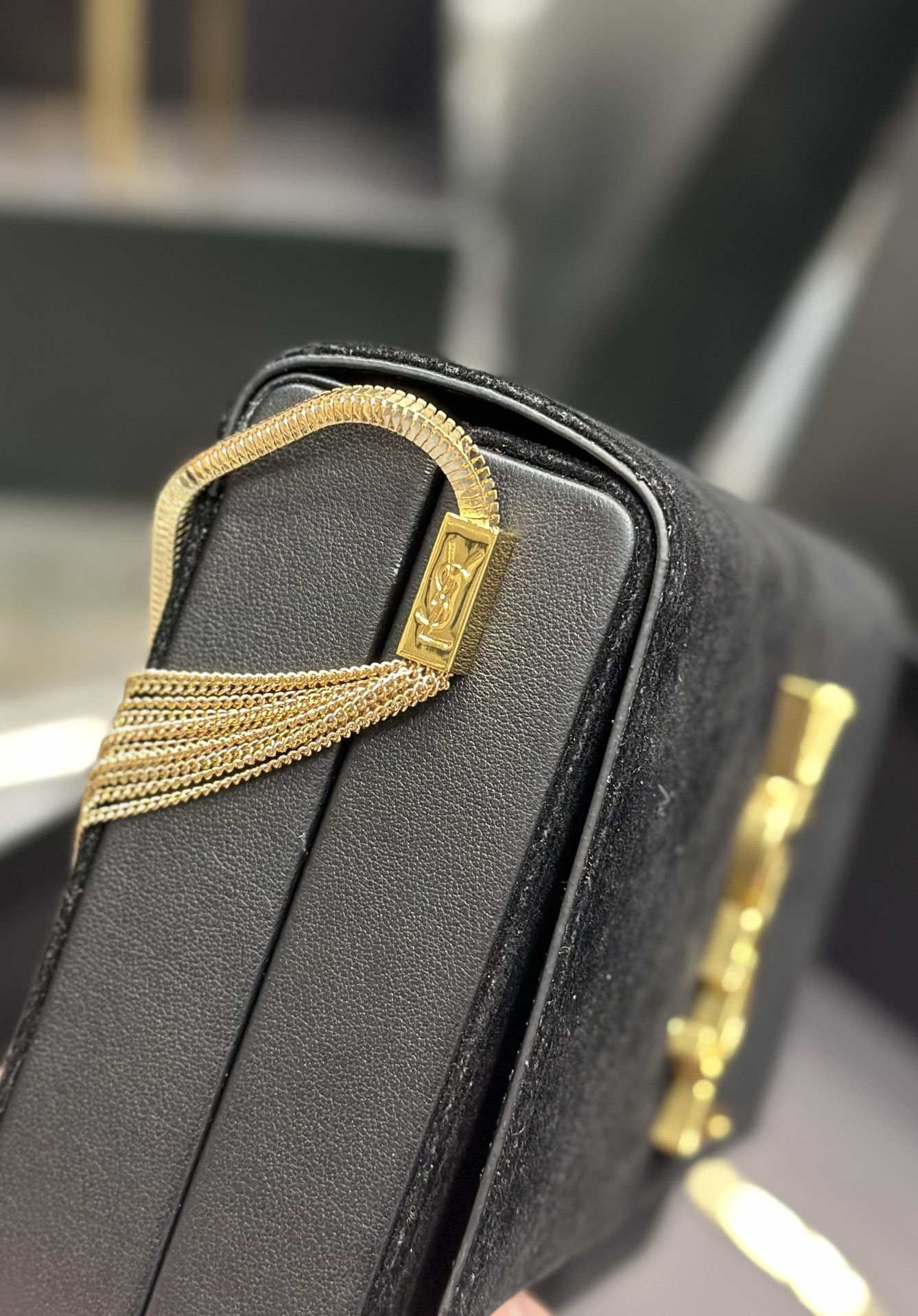 Y*L kate small in black 7.8 x 4.9 x 1.9 inches