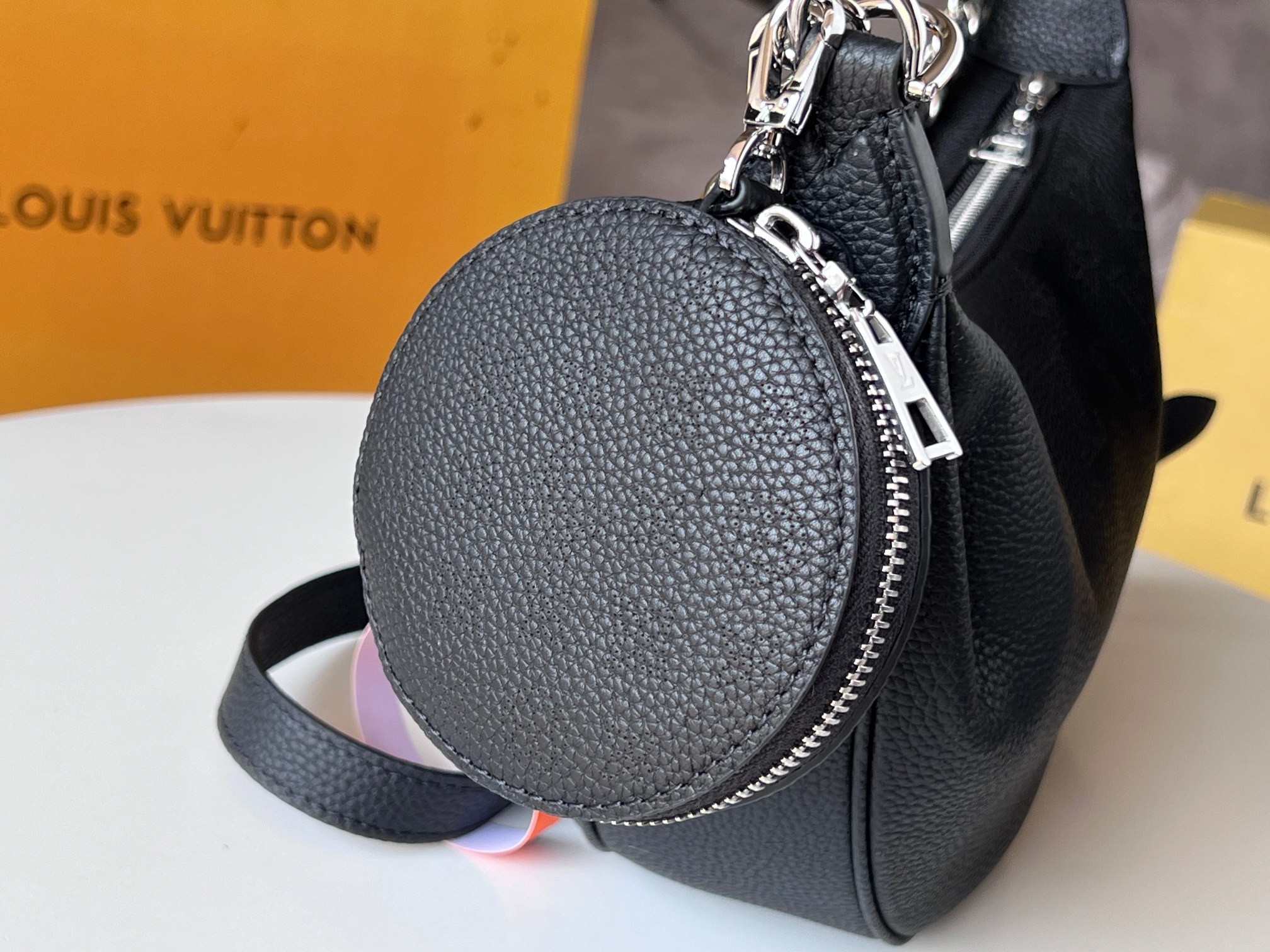 LV M22819 Baia PM 10.2 x 6.7 x 3 inches