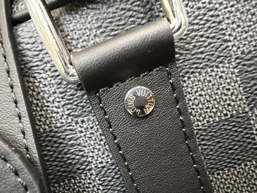 LV M40445 Porte-Documents Voyage PM 36.5 x 27.5 x 6 cm