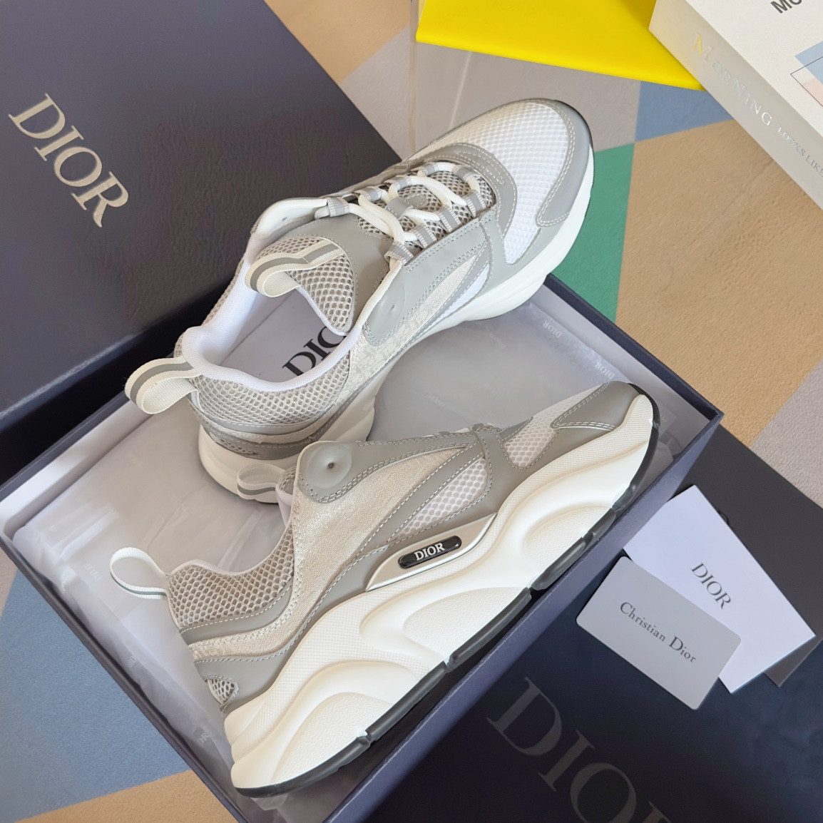 ua D*or b22 white sneaker