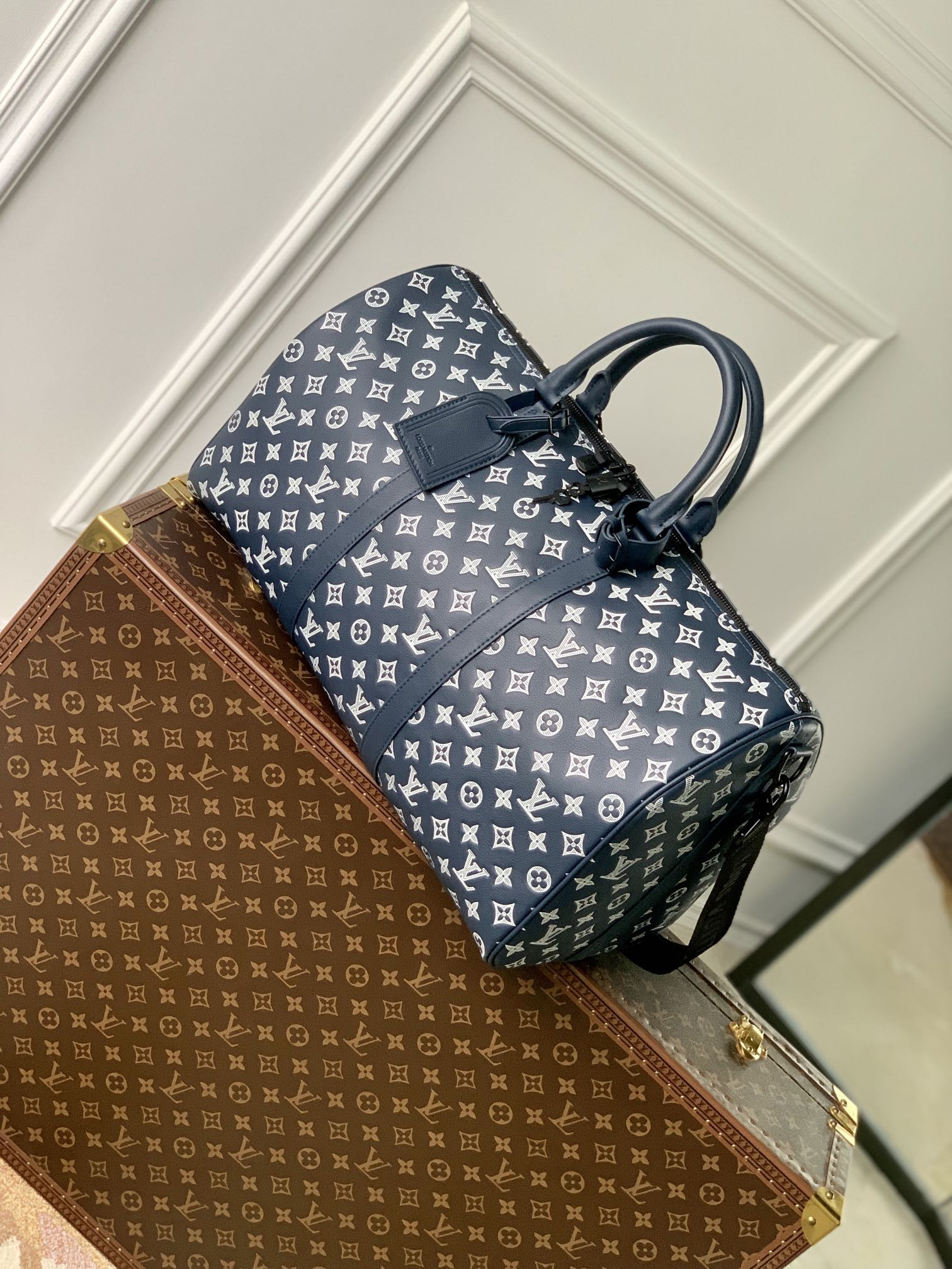 LV Keepall Bandoulière 50 19.7 x 11.4 x 9.1 inches