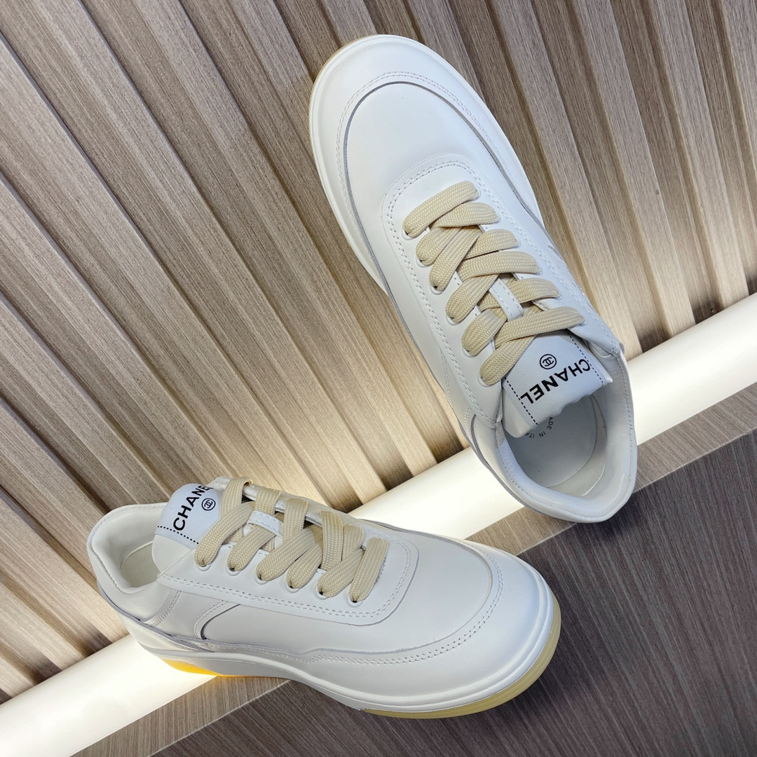 ua Ch*el sneakers calfskin