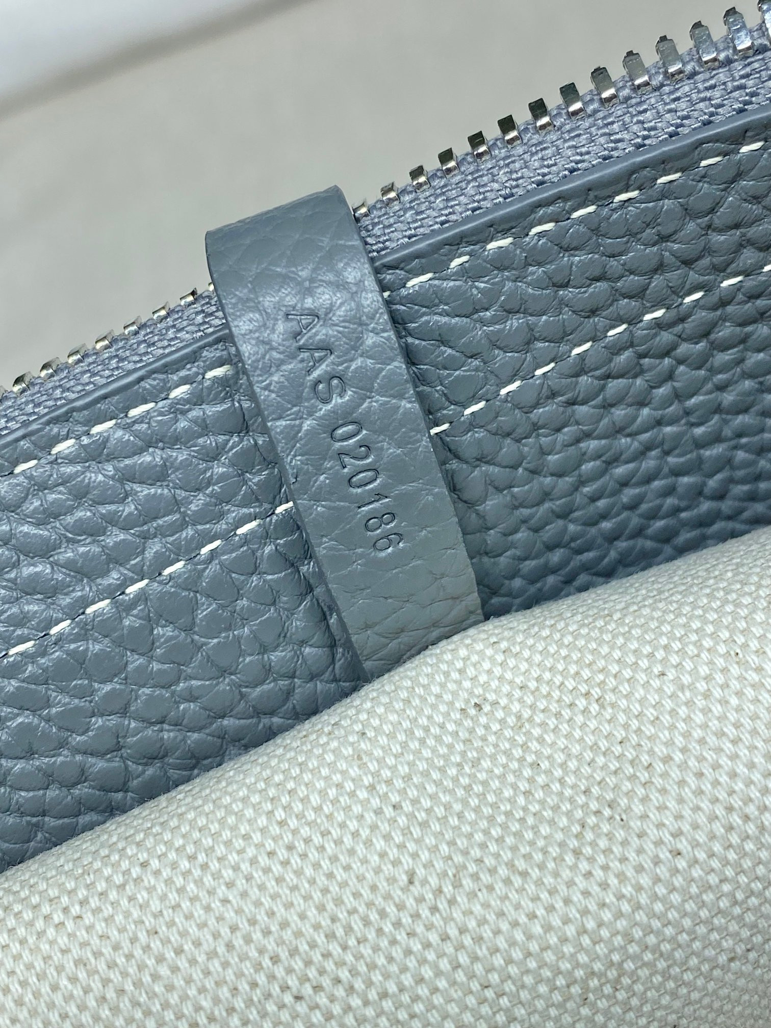 Go*ard chic du chien 41x30x16.5cm