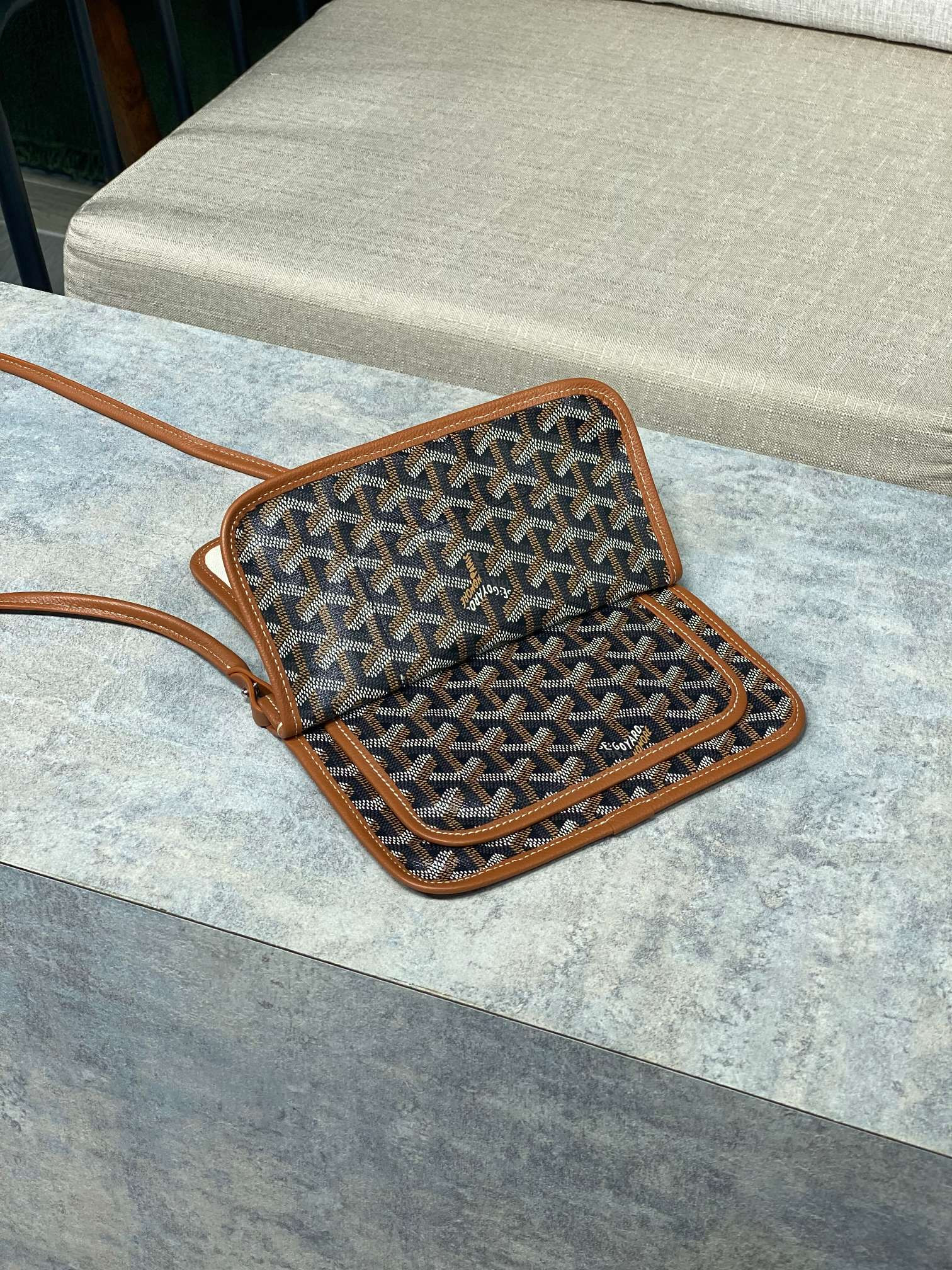 Go*ard plumet pocket wallet 21x14x2.5cm