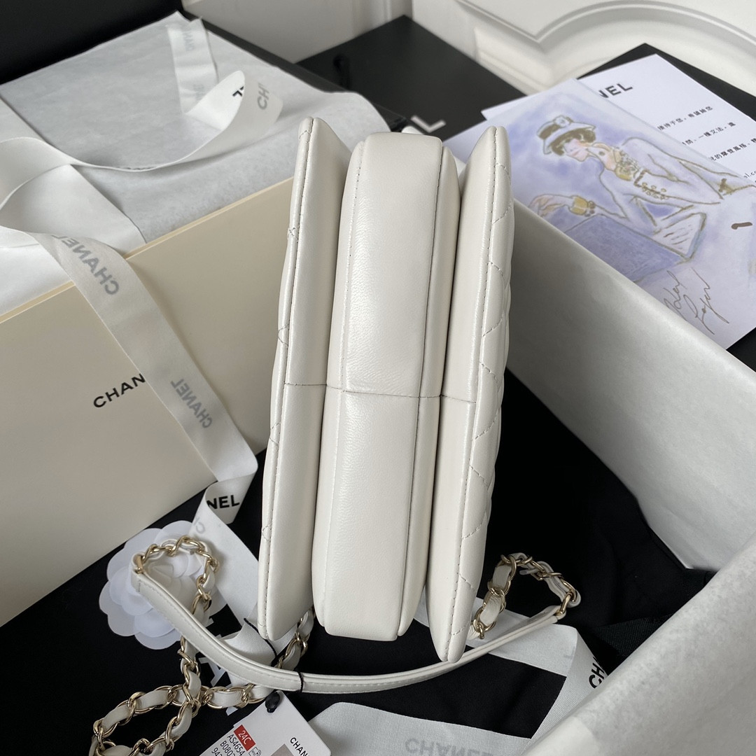 Ch*el trendy cc 23s 14.5 × 19.5 × 8 cm