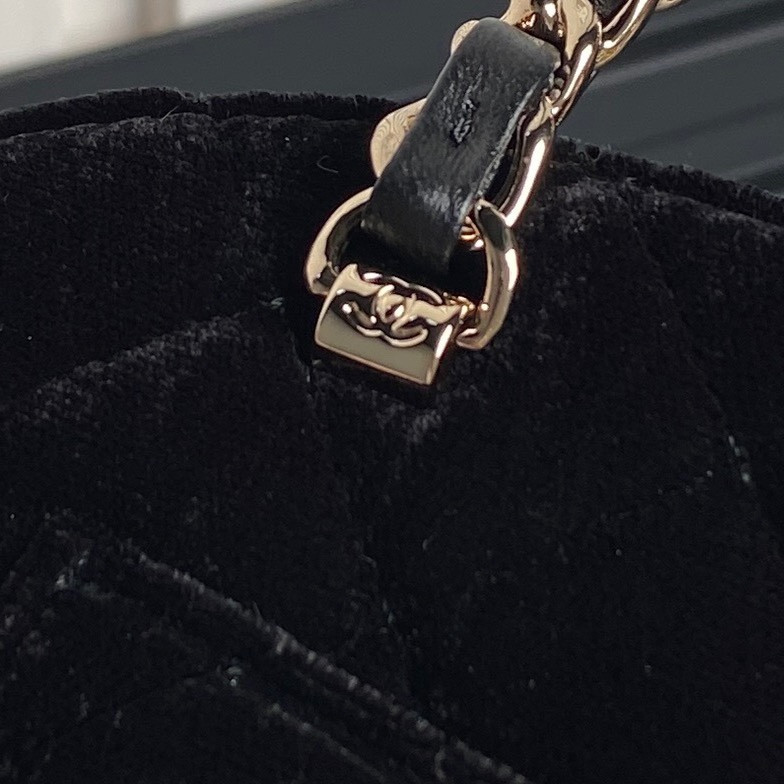 Ch*el small shopping bag 15x20x6cm