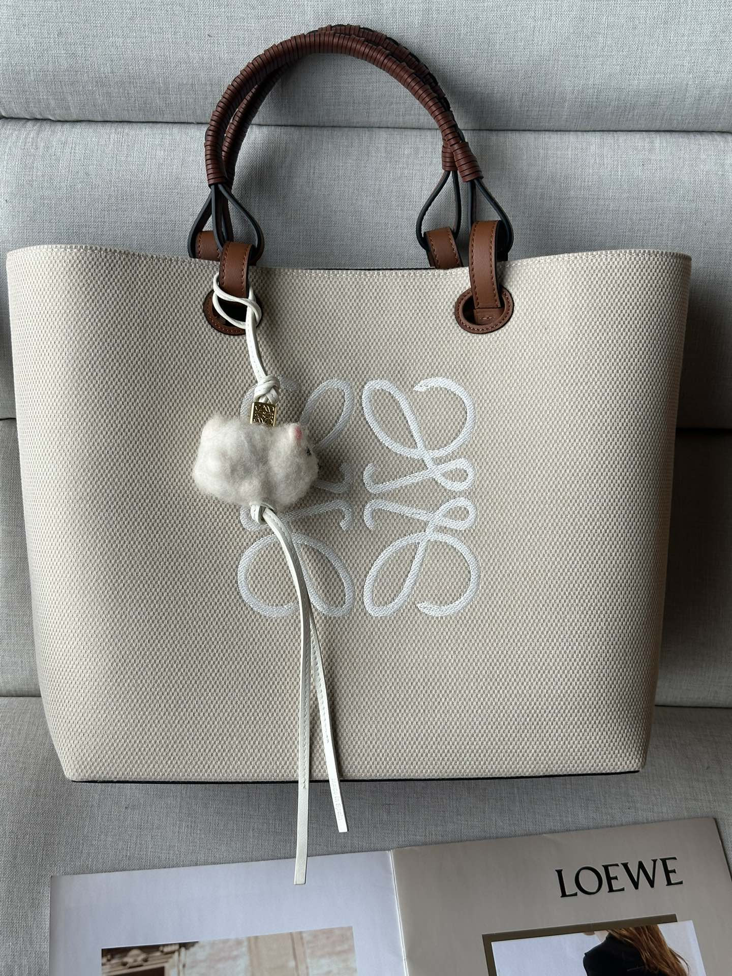 L0ew* anagram tote 32x18x12cm