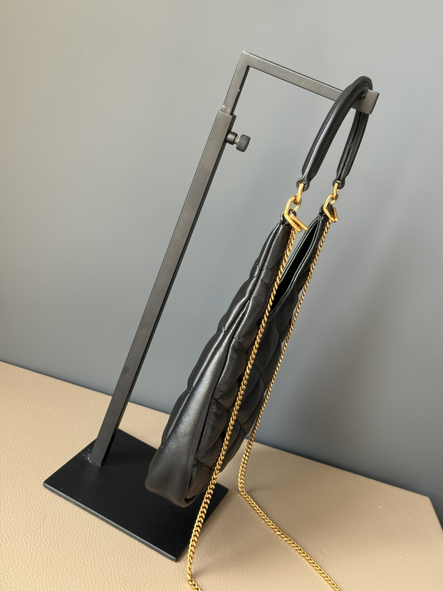 Y*L sade hobo in lambskin 19 x 21 x 4 cm