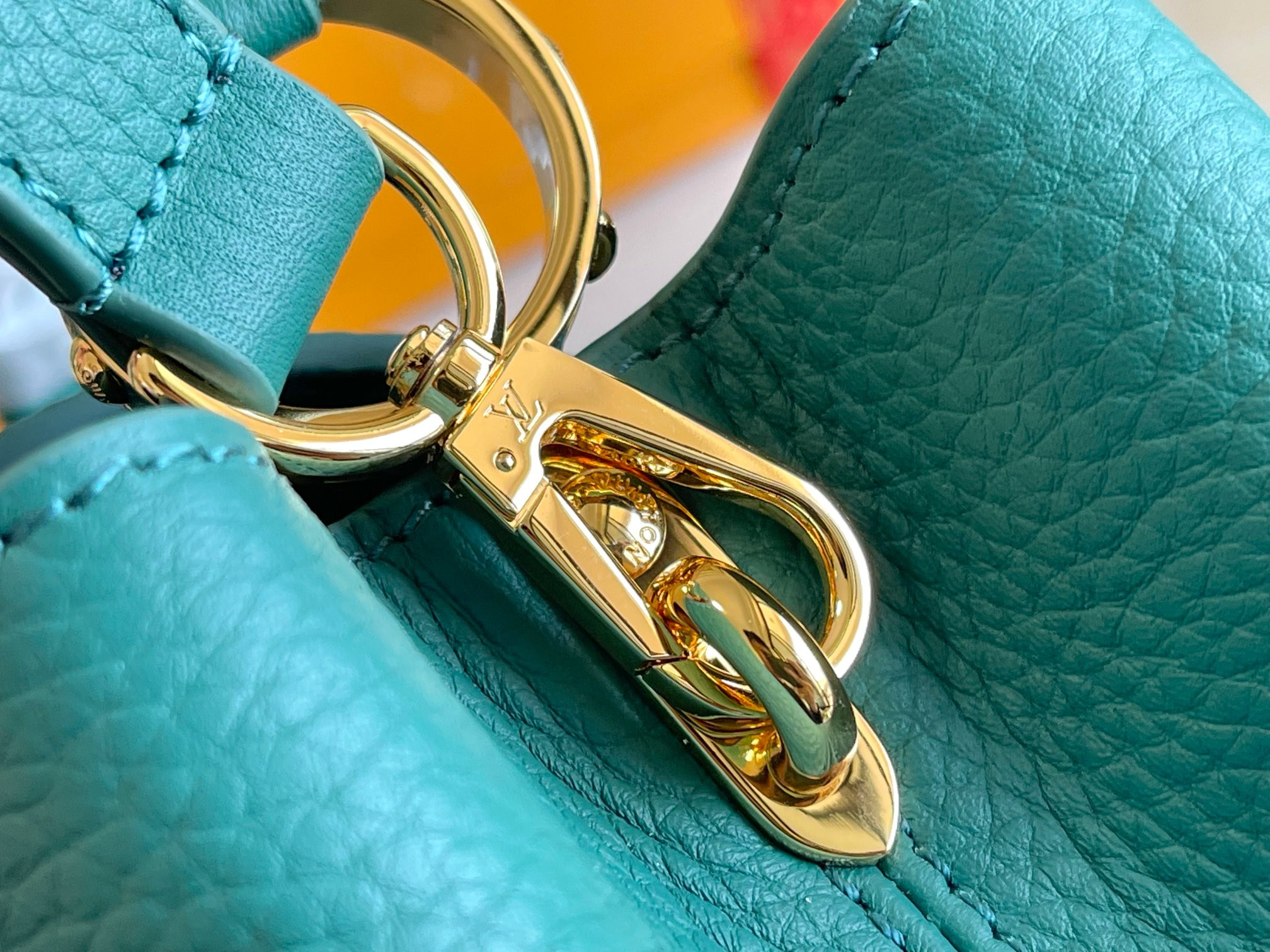 LV Capucines Flower Crown M23766 Taurillon 27x18x9cm