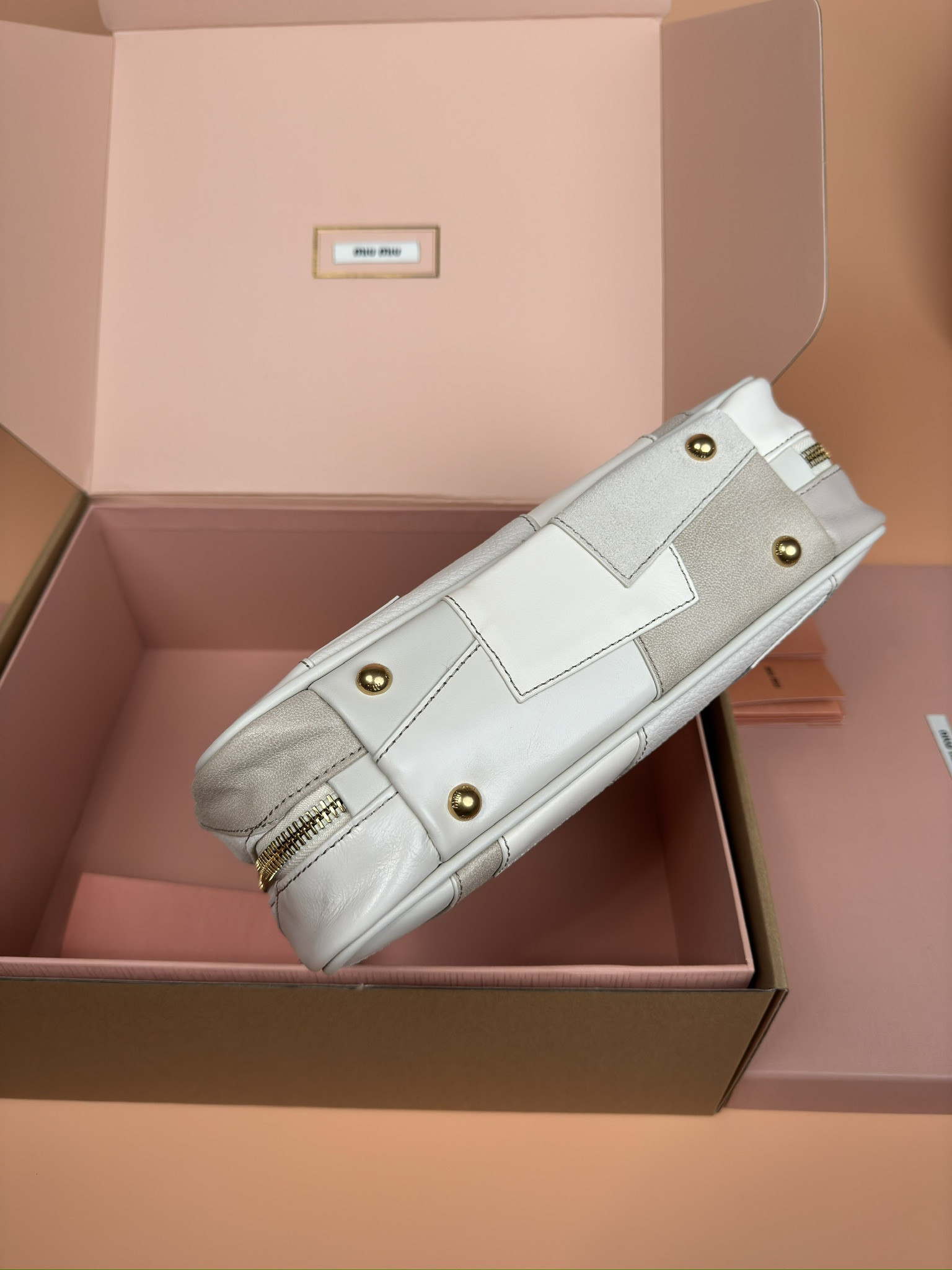 Miu Miu Leather Beau Bag 28×15×9cm