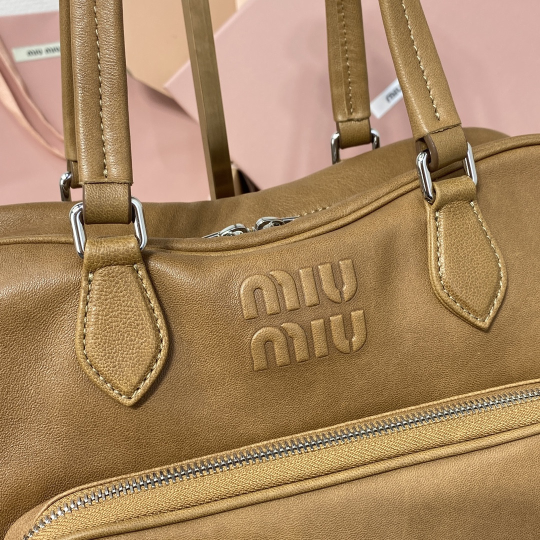 Miu Miu Nappa leather top-handle bag 22x32x14cm