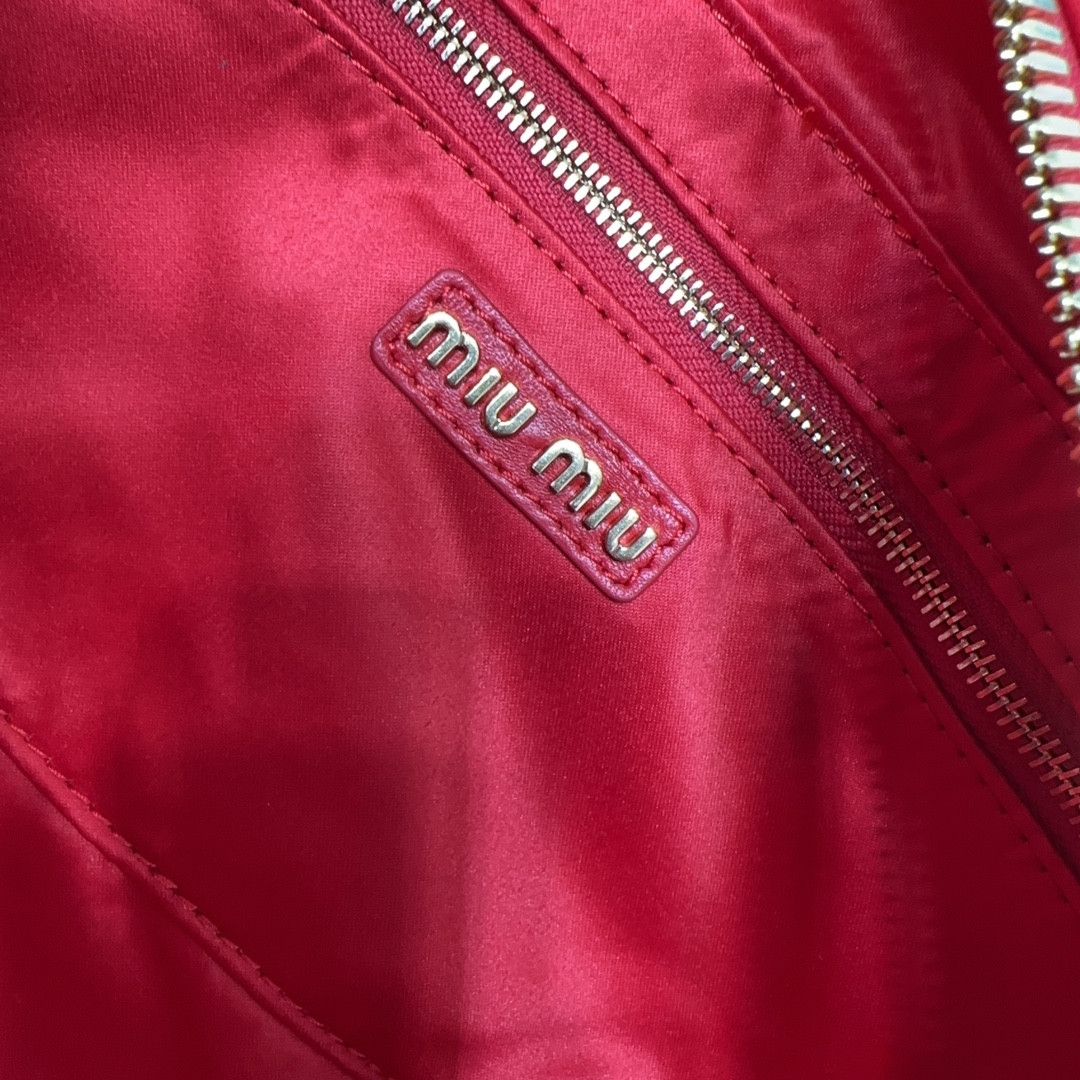 Miu Miu Arcadie matelassé nappa leather bag 12x27x9cm