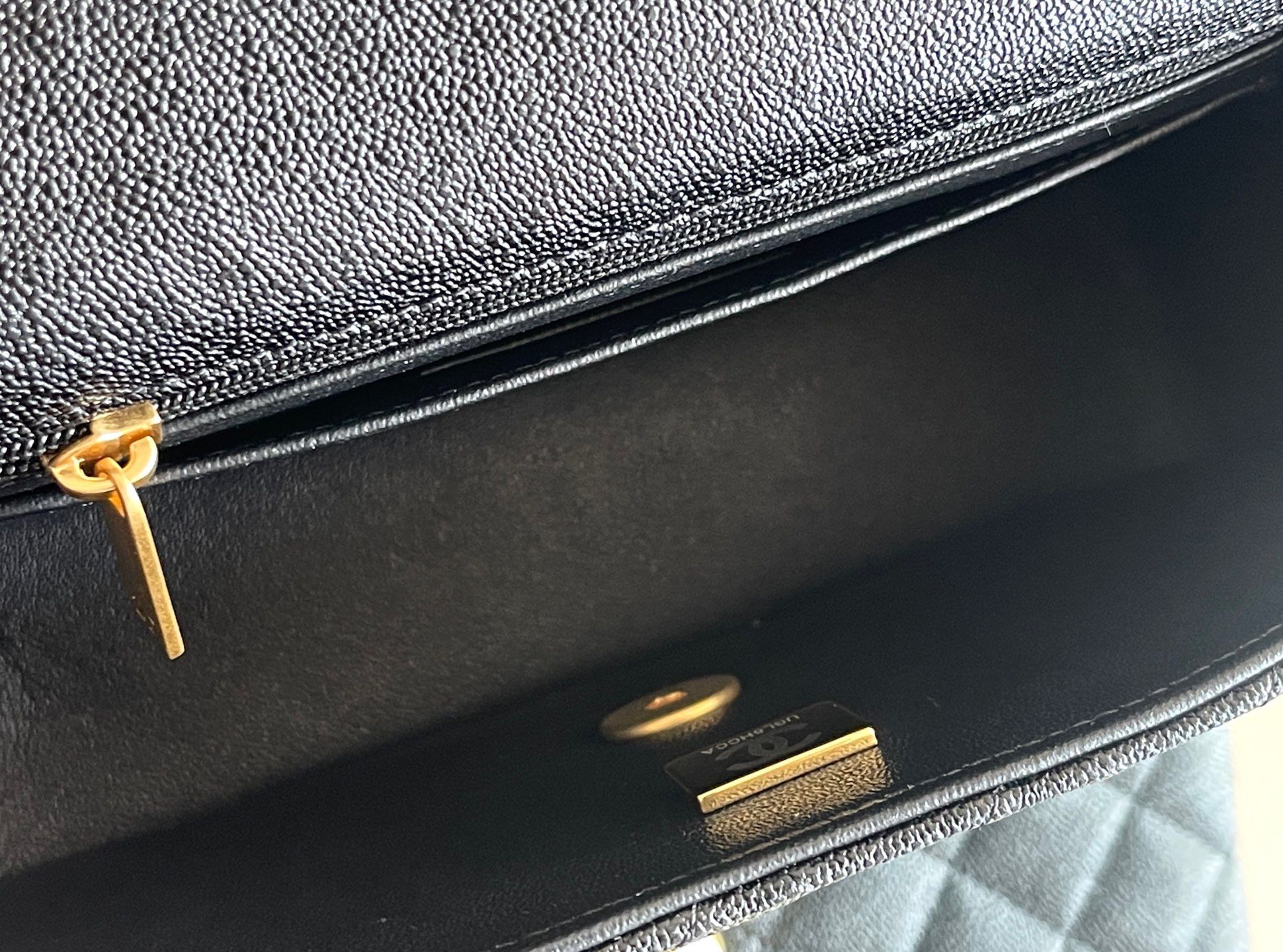 Ch*el mini classic handbag with top handle 13x20x9cm