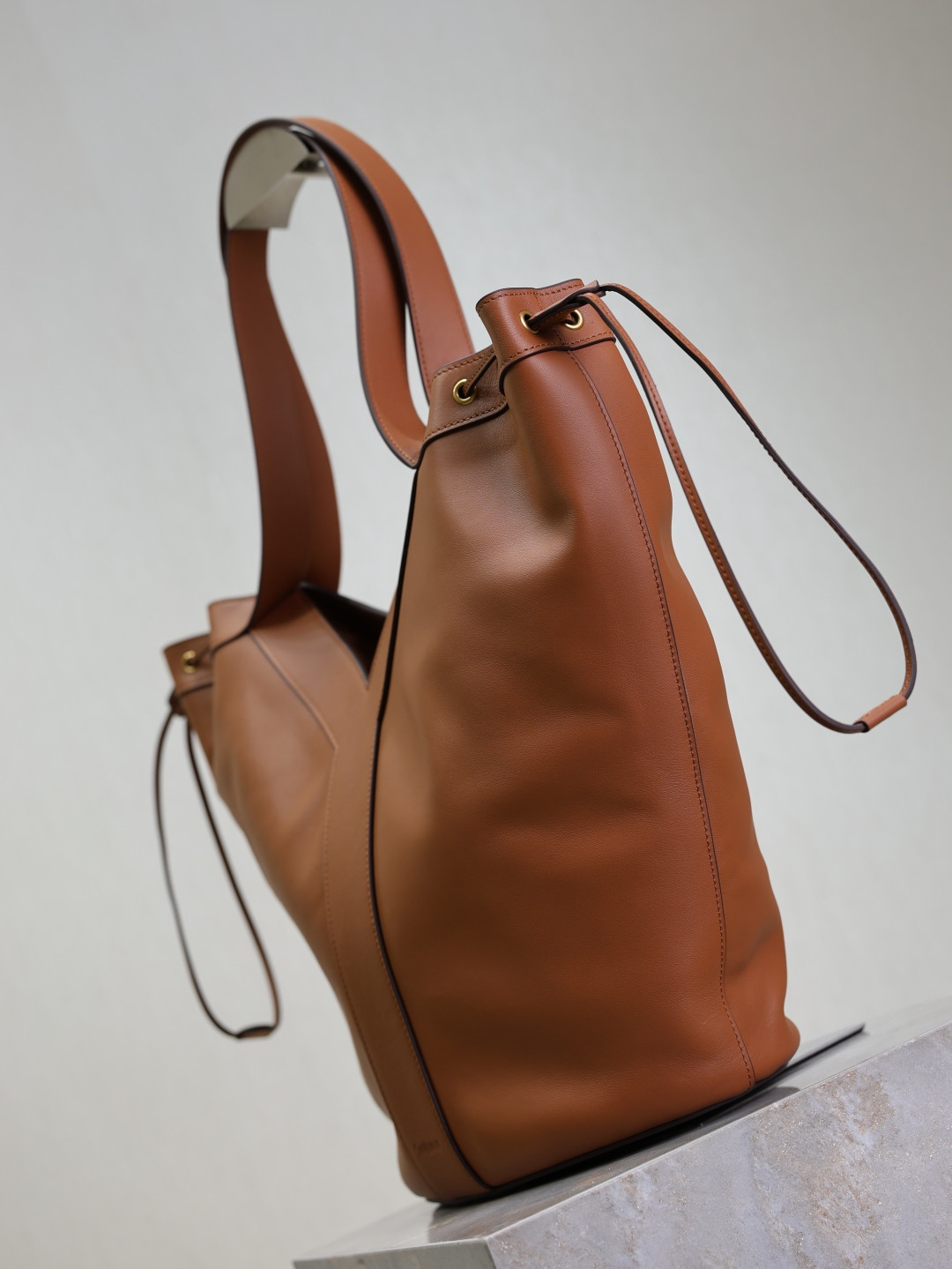 Y*L y large hobo (leather) 35 x 25 x 15 cm