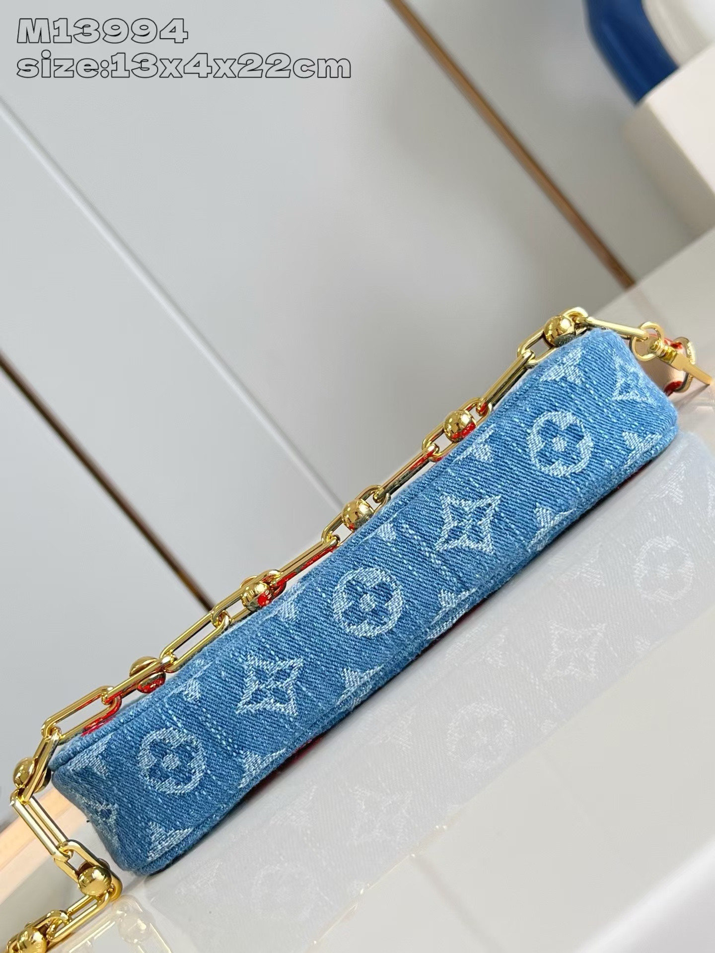 LV x TM Pochette Accessoires M13994 22x13x4cm