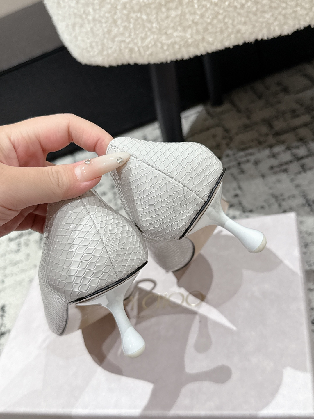 ua Ji*y Ch* scarlett pumps 5cm