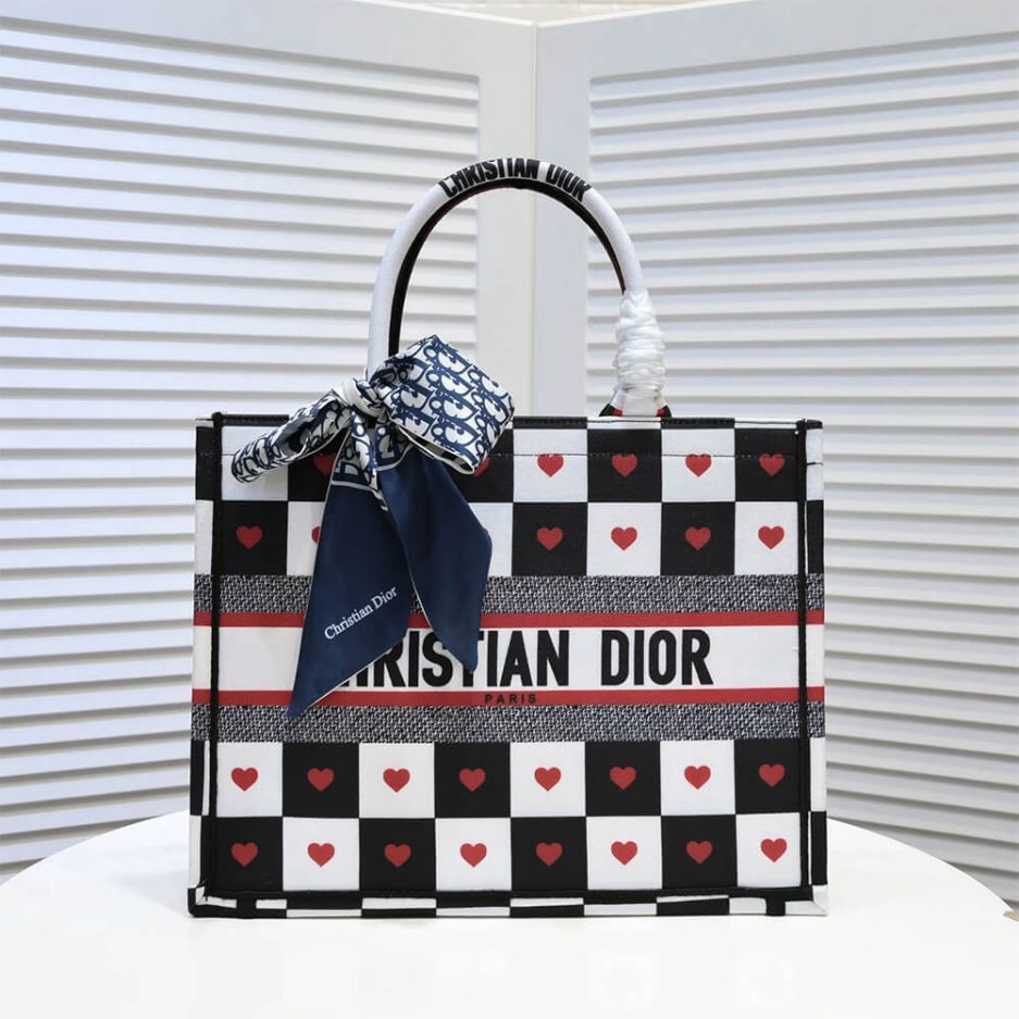 medium D*oramour D*or book tote