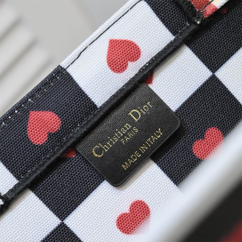 medium D*oramour D*or book tote